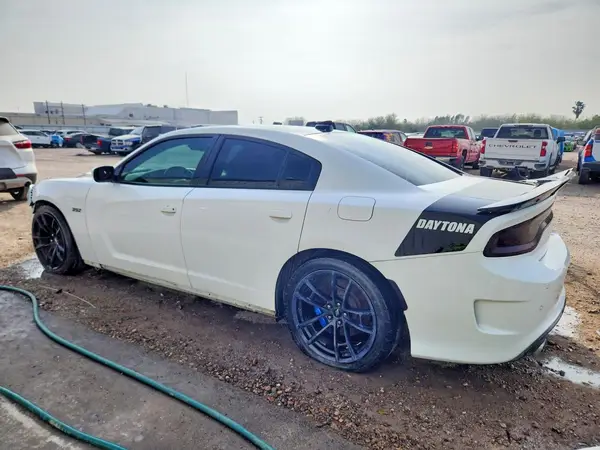2C3CDXBG2EH107546 2017 DODGE CHARGER - Image 2