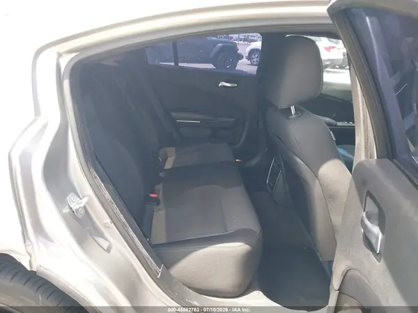 2C3CDXBG2GH307586 2016 DODGE CHARGER - Image 8