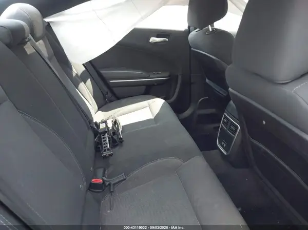 2C3CDXBG2GH310276 2016 DODGE CHARGER - Image 8