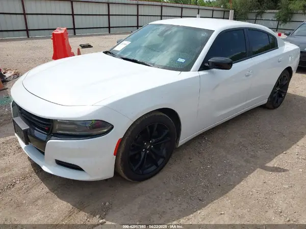 2C3CDXBG2GH333184 2016 DODGE CHARGER - Image 2