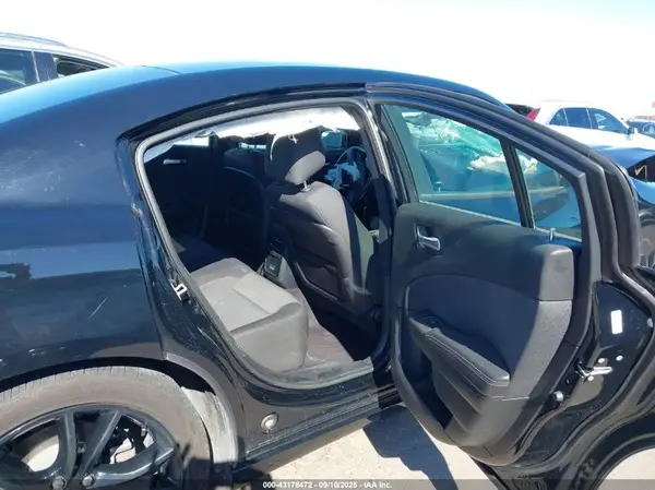 2C3CDXBG2HH525805 2017 DODGE CHARGER - Image 8