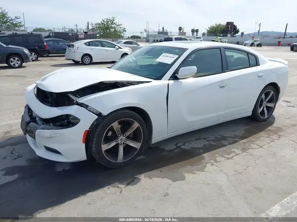 2C3CDXBG2HH553586 2017 DODGE CHARGER - Image 2