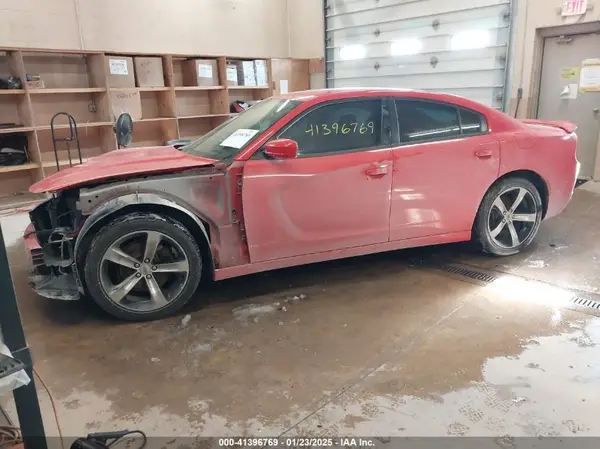 2C3CDXBG2HH627735 2017 DODGE CHARGER - Image 2