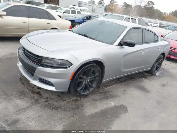 2C3CDXBG2JH145076 2018 DODGE CHARGER - Image 2