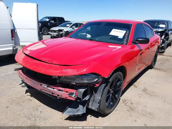 2C3CDXBG2JH147717 2018 DODGE CHARGER - Image 2
