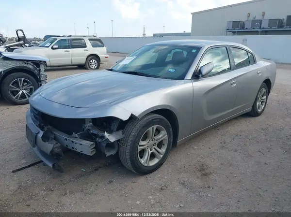 2C3CDXBG2JH173430 2018 DODGE CHARGER - Image 2