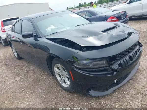 2C3CDXBG2JH180331 2018 DODGE CHARGER - Image 1