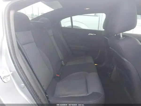 2C3CDXBG2JH186078 2018 DODGE CHARGER - Image 8