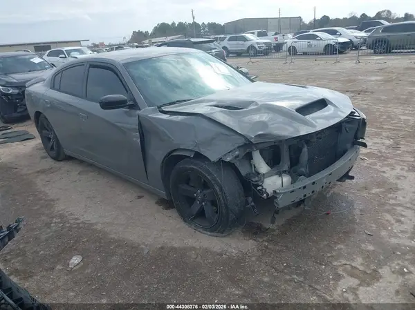 2C3CDXBG2JH186985 2018 DODGE CHARGER - Image 1