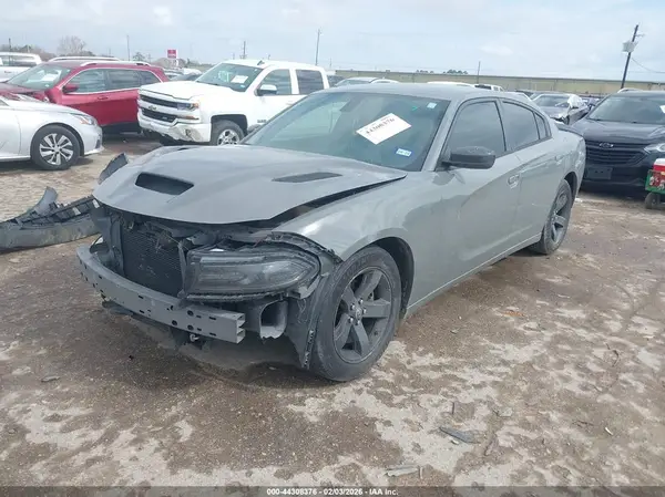 2C3CDXBG2JH186985 2018 DODGE CHARGER - Image 2