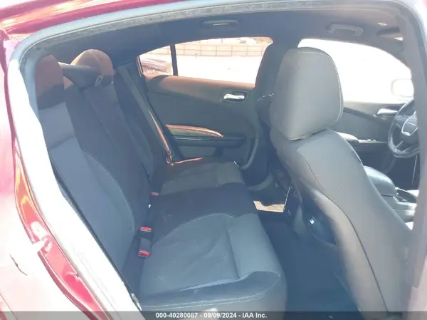 2C3CDXBG2JH188008 2018 DODGE CHARGER - Image 8
