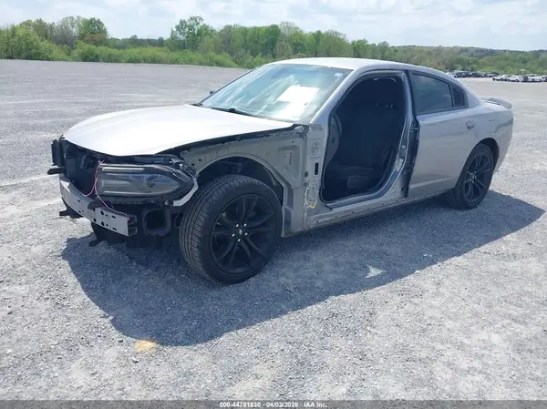 2C3CDXBG2JH196769 2018 DODGE CHARGER - Image 2