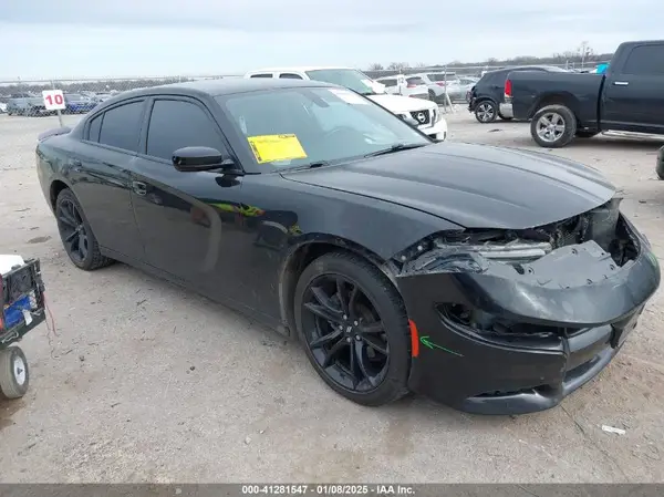 2C3CDXBG2JH200397 2018 DODGE CHARGER - Image 1