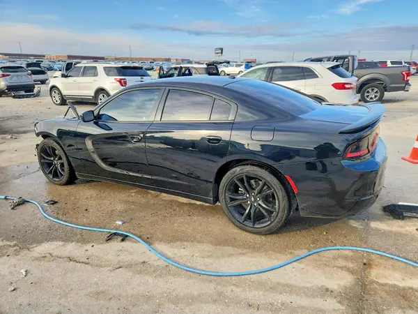 2C3CDXBG2JH210217 2018 DODGE CHARGER - Image 2