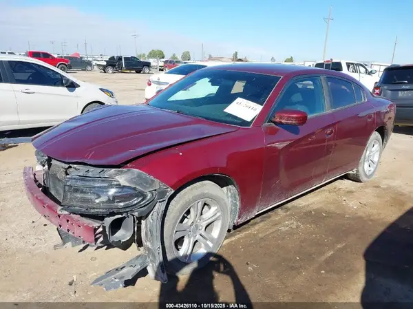 2C3CDXBG2JH221895 2018 DODGE CHARGER - Image 2