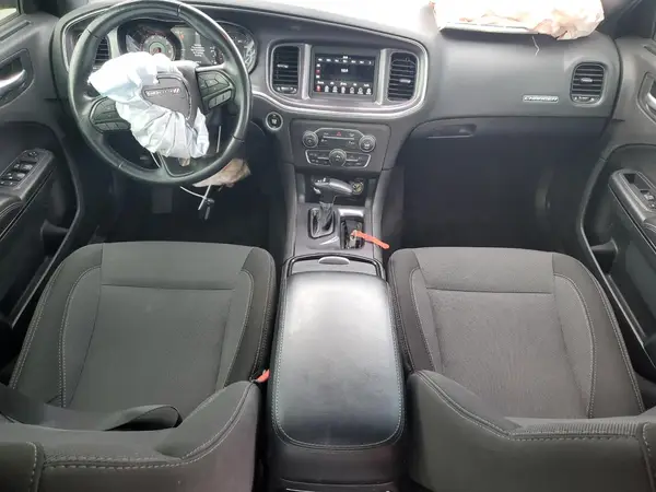 2C3CDXBG2JH272541 2018 DODGE CHARGER - Image 8