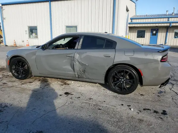 2C3CDXBG2JH290361 2018 DODGE CHARGER - Image 2