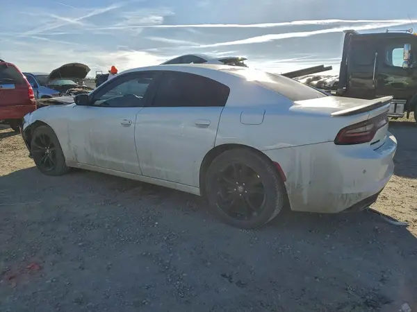 2C3CDXBG2JH290702 2018 DODGE CHARGER - Image 2