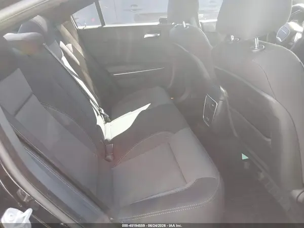 2C3CDXBG2JH303495 2018 DODGE CHARGER - Image 8