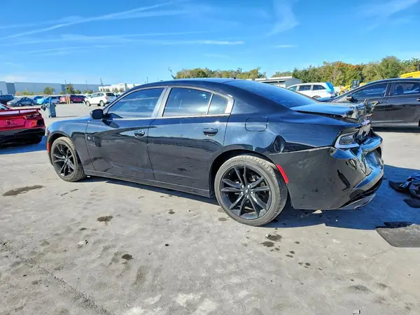 2C3CDXBG2JH336738 2018 DODGE CHARGER - Image 2