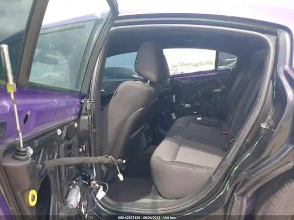 2C3CDXBG2KH519610 2019 DODGE CHARGER - Image 8