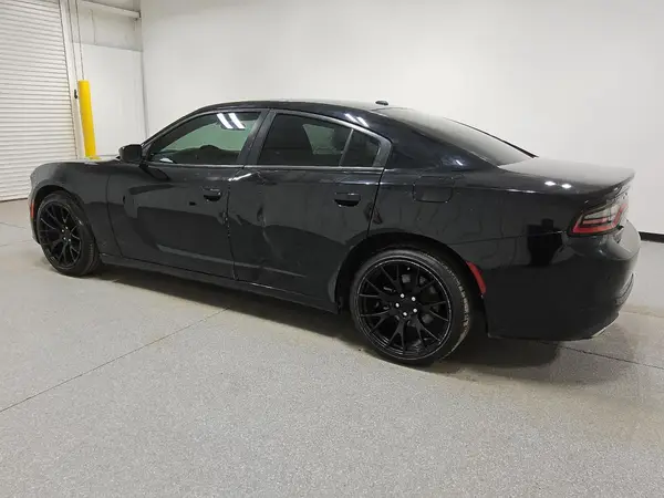 2C3CDXBG2KH547424 2019 DODGE CHARGER - Image 2