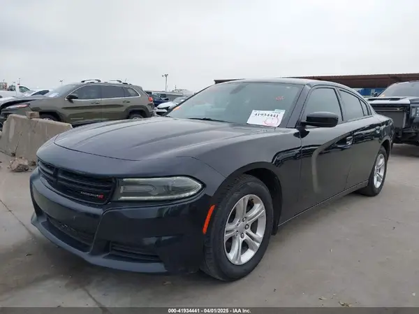 2C3CDXBG2KH579435 2019 DODGE CHARGER - Image 2