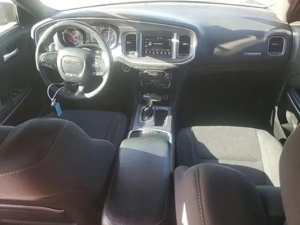 2C3CDXBG2KH588782 2019 DODGE CHARGER - Image 8