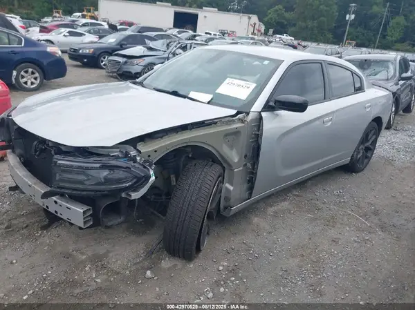 2C3CDXBG2KH588944 2019 DODGE CHARGER - Image 2