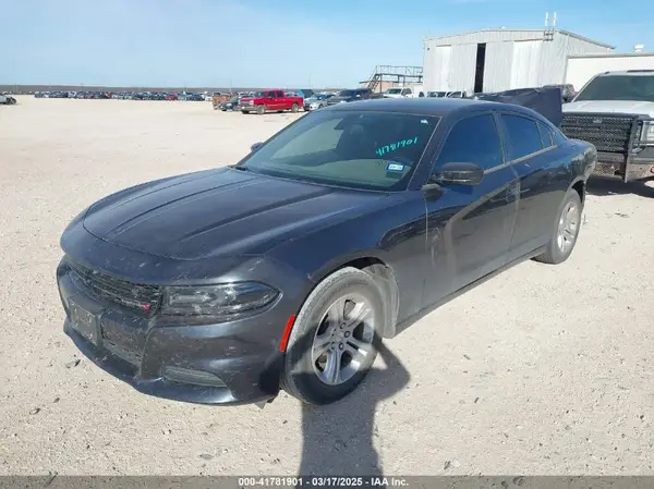 2C3CDXBG2KH658121 2019 DODGE CHARGER - Image 2