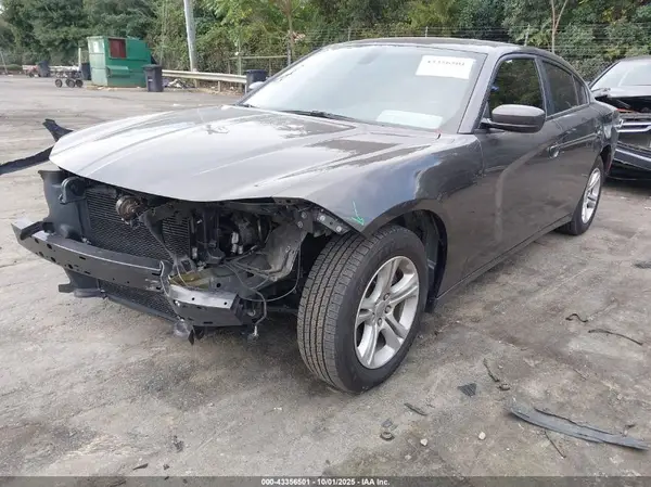 2C3CDXBG2KH680703 2019 DODGE CHARGER - Image 2