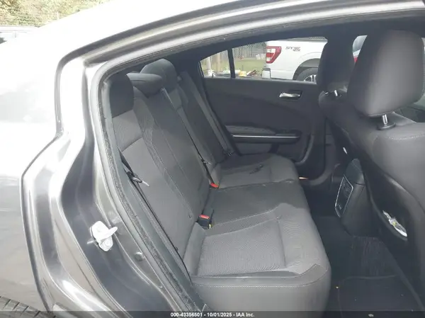 2C3CDXBG2KH680703 2019 DODGE CHARGER - Image 8