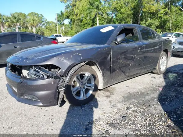 2C3CDXBG2KH699218 2019 DODGE CHARGER - Image 2