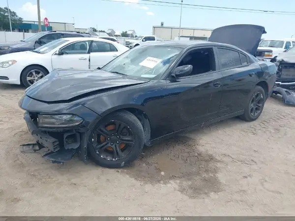 2C3CDXBG2KH704661 2019 DODGE CHARGER - Image 2