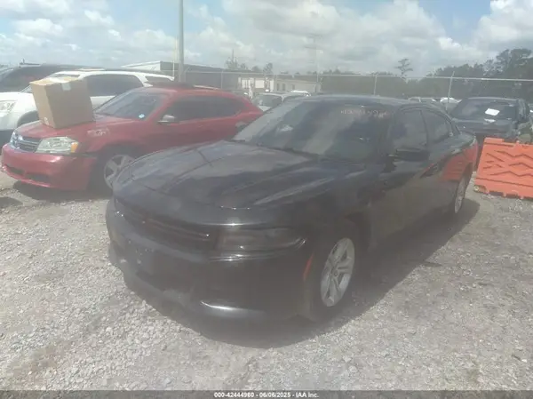2C3CDXBG2KH709259 2019 DODGE CHARGER - Image 2