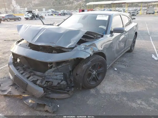 2C3CDXBG2KH709665 2019 DODGE CHARGER - Image 2
