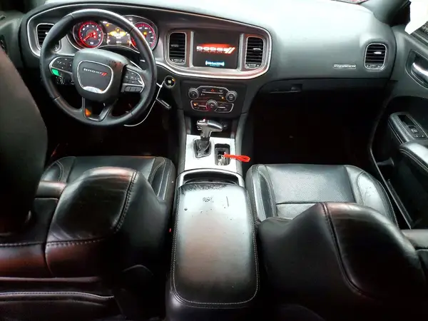 2C3CDXBG2KH724795 2019 DODGE CHARGER - Image 8