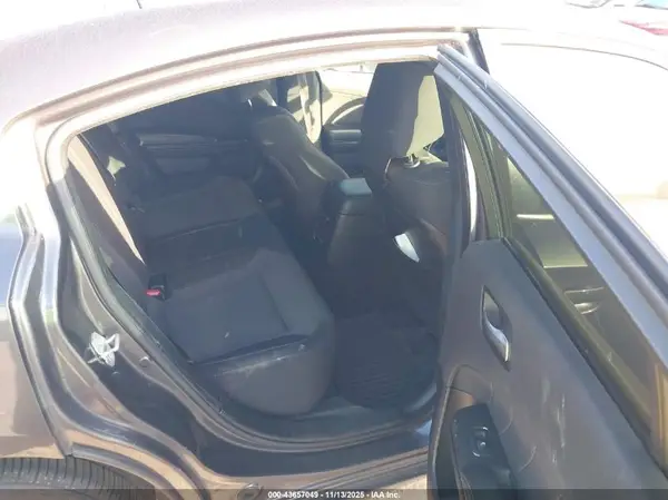 2C3CDXBG2KH726045 2019 DODGE CHARGER - Image 8