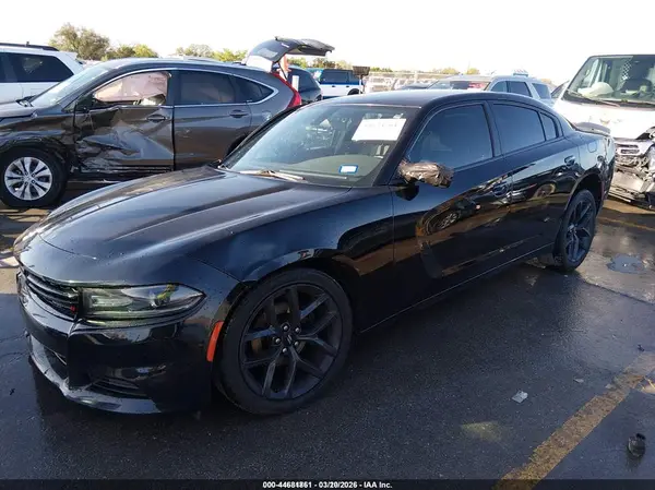 2C3CDXBG2KH730869 2019 DODGE CHARGER - Image 2