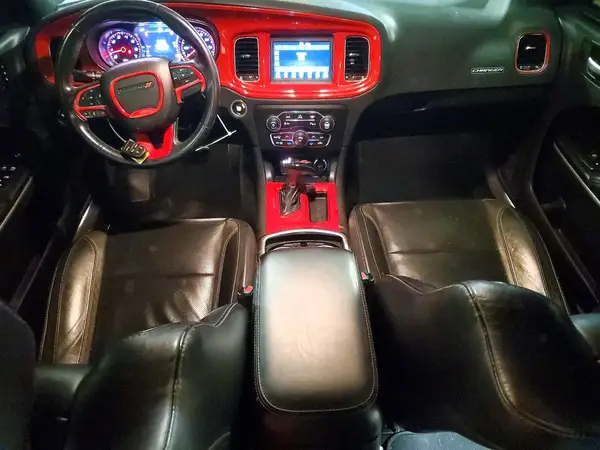 2C3CDXBG2KH748272 2019 DODGE CHARGER - Image 8