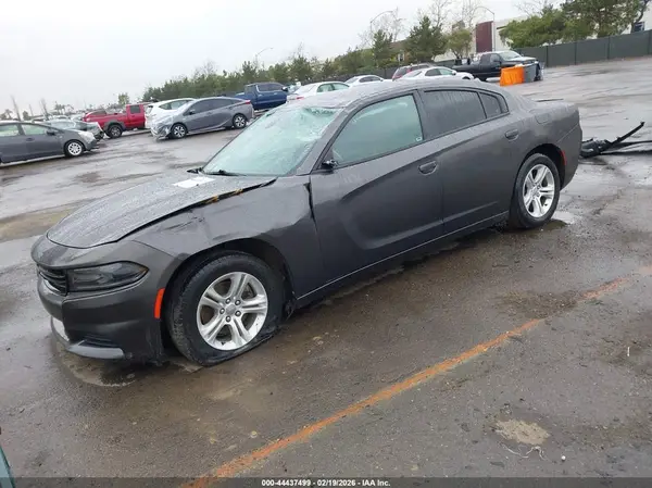 2C3CDXBG2KH754864 2019 DODGE CHARGER - Image 2