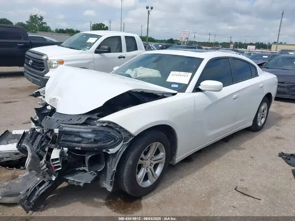 2C3CDXBG2LH204064 2020 DODGE CHARGER - Image 2
