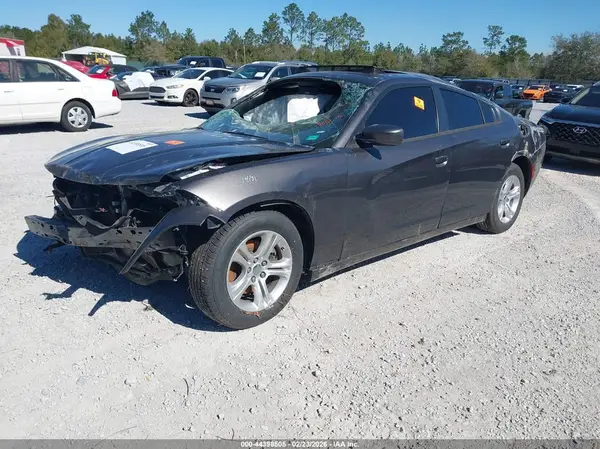 2C3CDXBG2LH240627 2020 DODGE CHARGER - Image 2