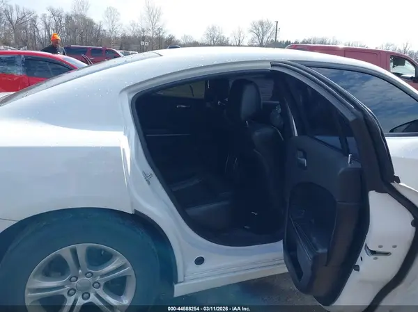2C3CDXBG2MH536653 2021 DODGE CHARGER - Image 8