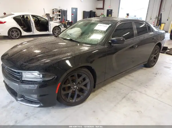 2C3CDXBG2MH541741 2021 DODGE CHARGER - Image 2