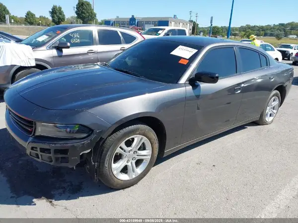 2C3CDXBG2PH588532 2023 DODGE CHARGER - Image 2