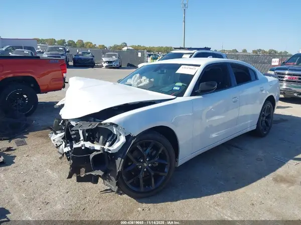 2C3CDXBG2PH618631 2023 DODGE CHARGER - Image 2