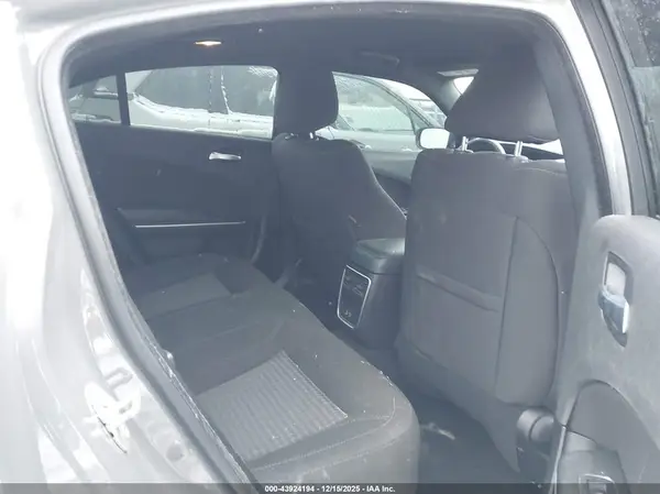 2C3CDXBG2PH635963 2023 DODGE CHARGER - Image 8