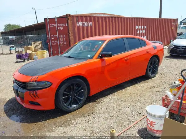 2C3CDXBG3GH318905 2016 DODGE CHARGER - Image 2