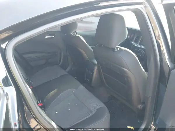 2C3CDXBG3HH525361 2017 DODGE CHARGER - Image 8